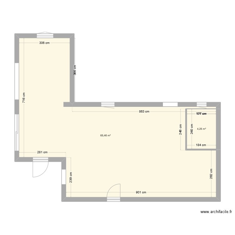 st esteve. Plan de 2 pièces et 70 m2