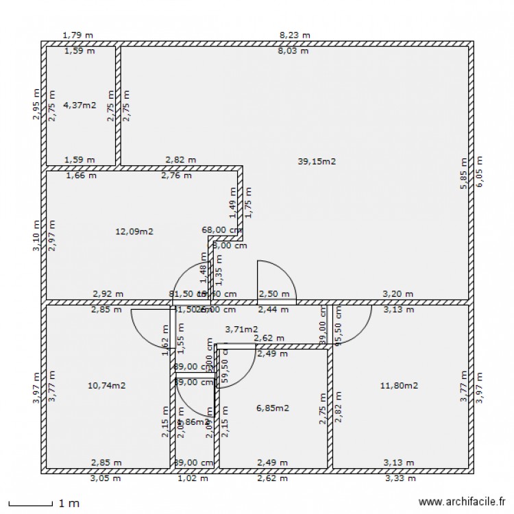 carré. Plan de 0 pièce et 0 m2