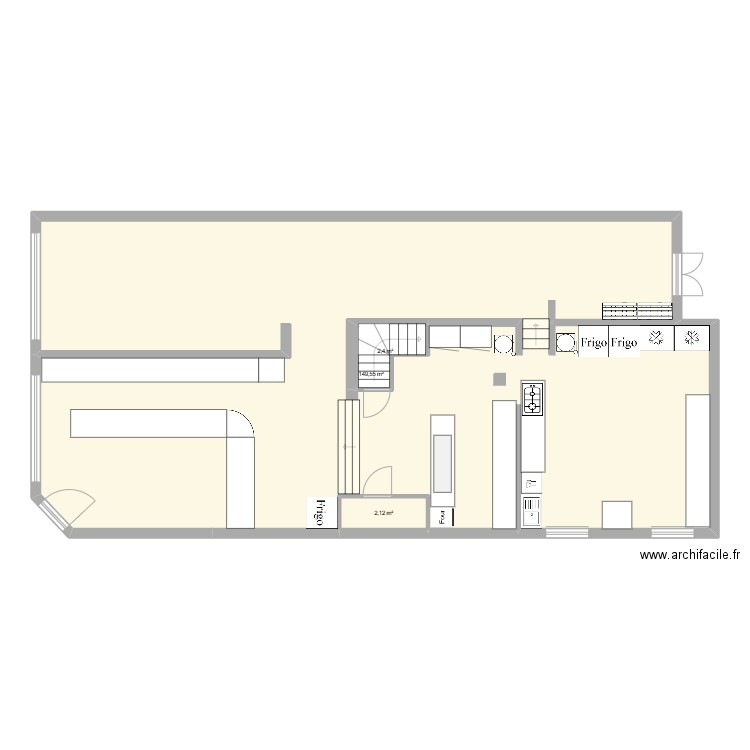 BTM. Plan de 3 pièces et 158 m2