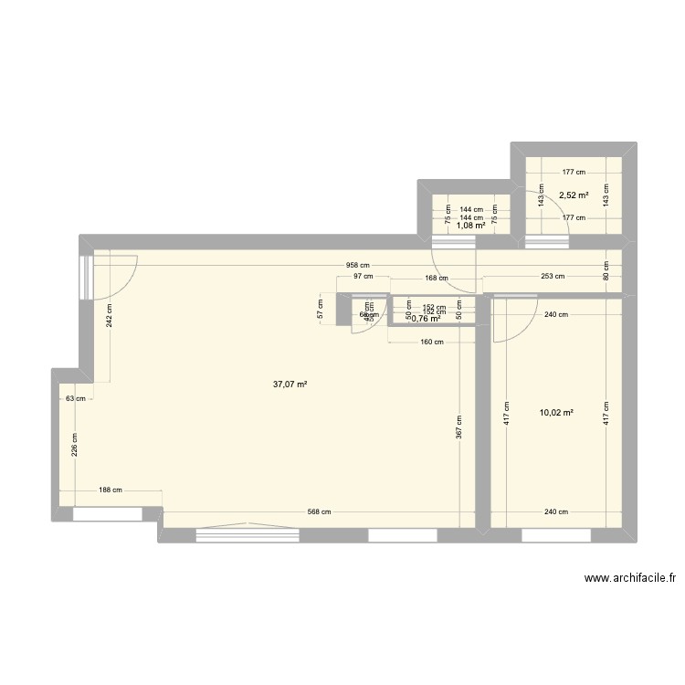 Plan nouveau. Plan de 5 pièces et 51 m2