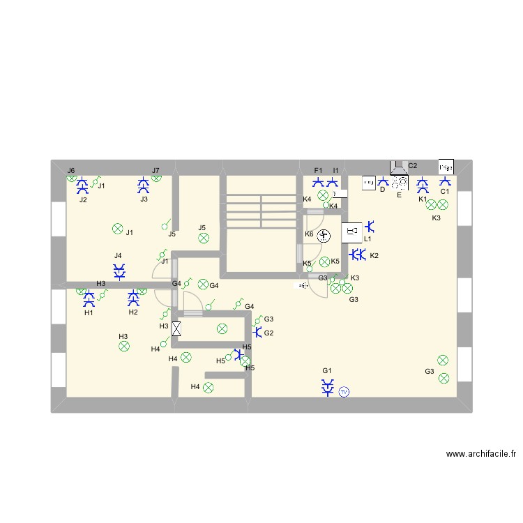 ET 1 FATA. Plan de 16 pièces et 24 m2