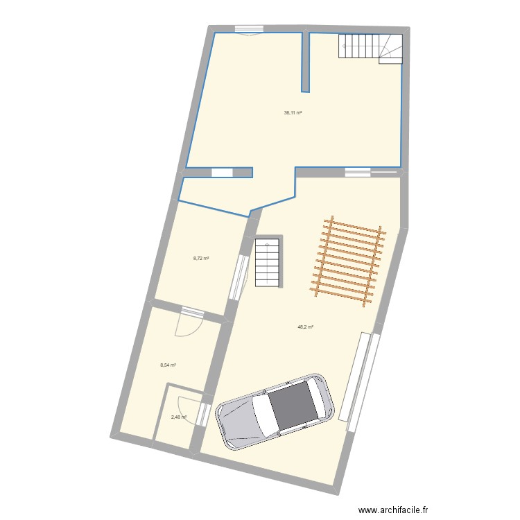 Tours. Plan de 5 pièces et 104 m2