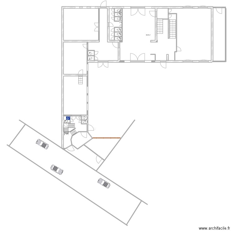 Ste Walburge RDC partie A. Plan de 18 pièces et 165 m2