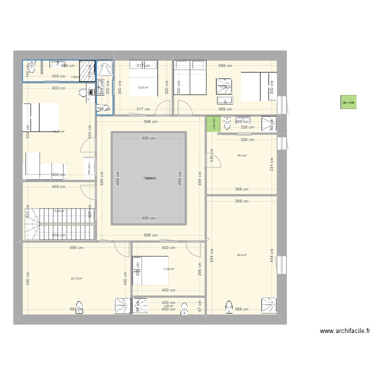 riad. Plan de 12 pièces et 211 m2