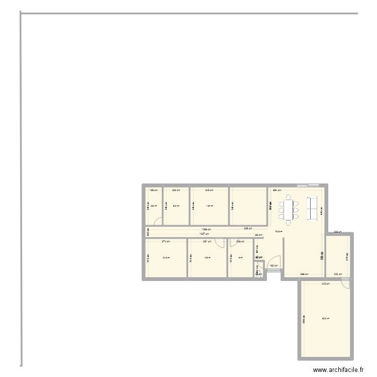 Paulhenc 1. Plan de 8 pièces et 165 m2