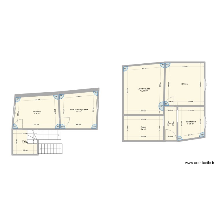 Plan maison R+0,5. Plan de 8 pièces et 60 m2