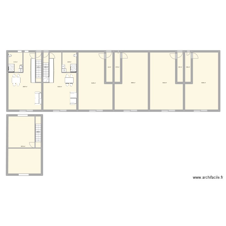 Immeuble de rapport. Plan de 16 pièces et 278 m2