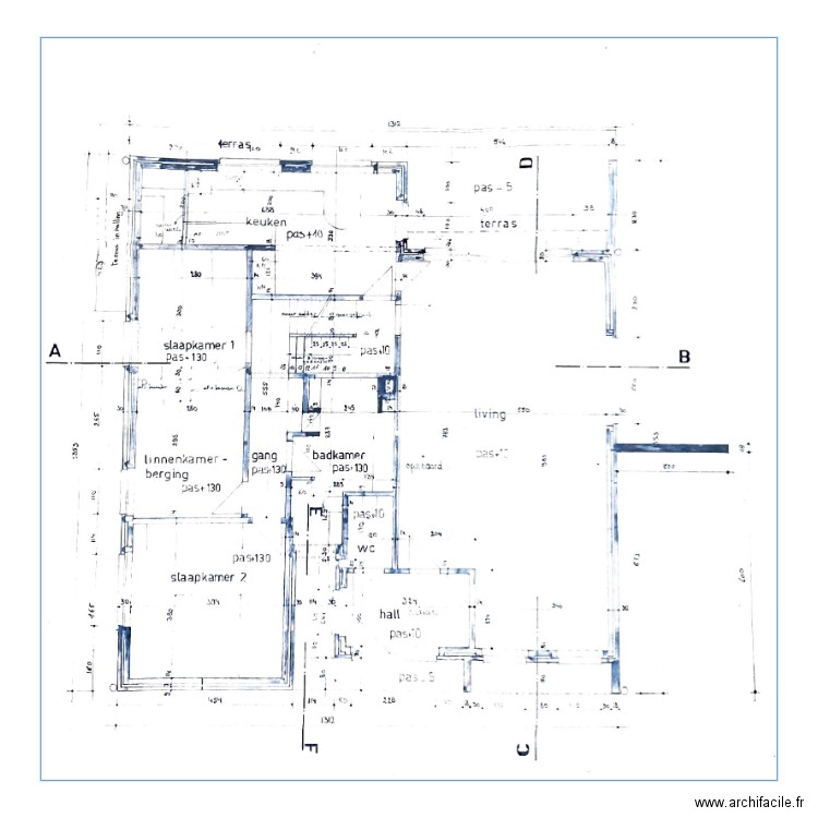 maison. Plan de 0 pièce et 0 m2