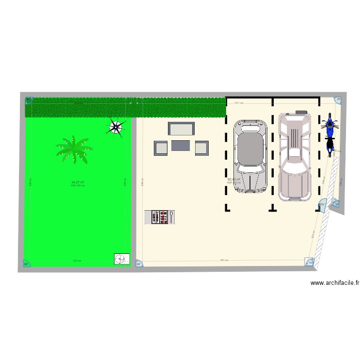 Cour. Plan de 0 pièce et 0 m2