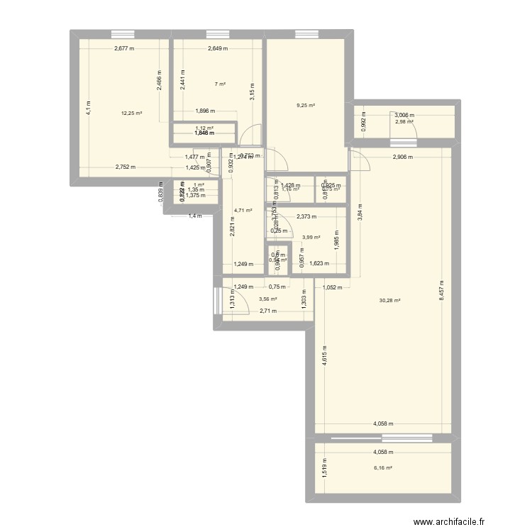 appart2. Plan de 14 pièces et 85 m2