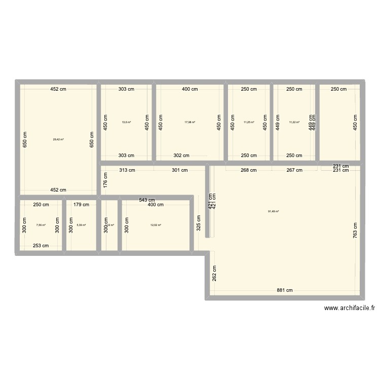 0162. Plan de 10 pièces et 203 m2