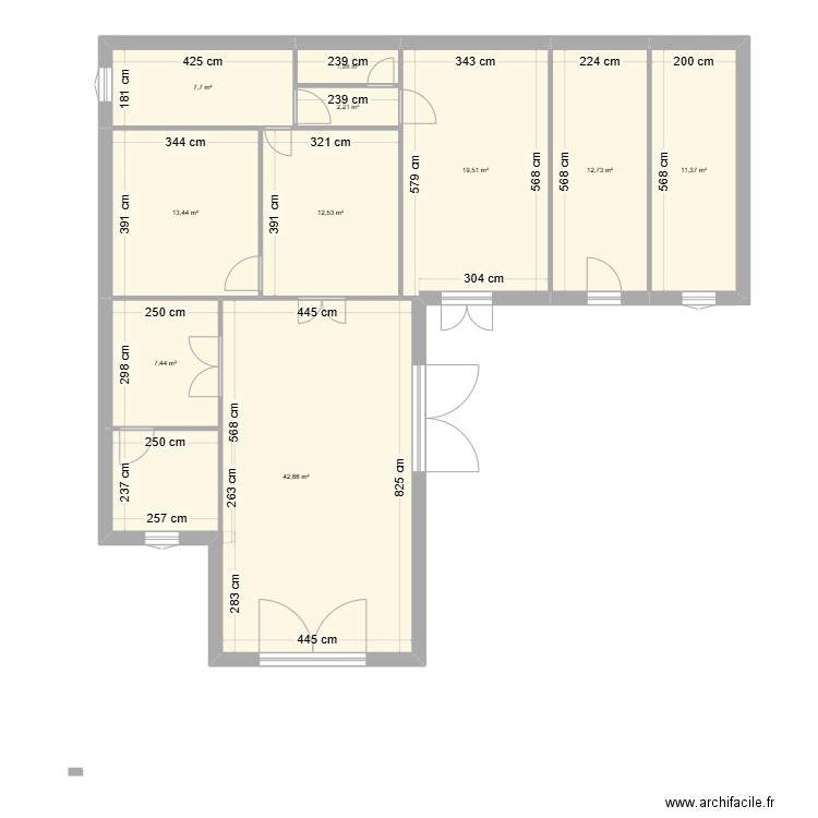 RDC Existant. Plan de 10 pièces et 132 m2