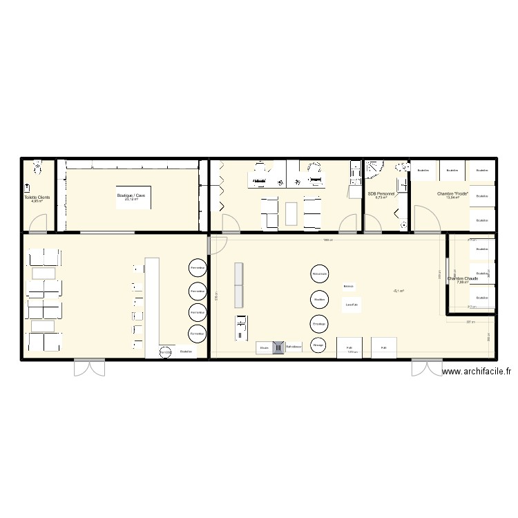 station. Plan de 6 pièces et 124 m2