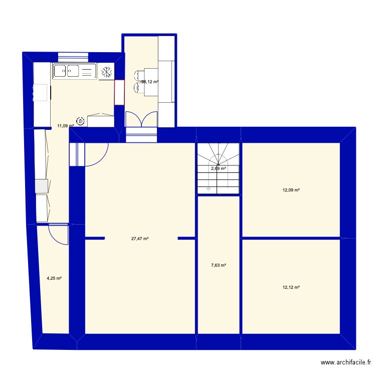 Plan maison moun'. Plan de 8 pièces et 83 m2