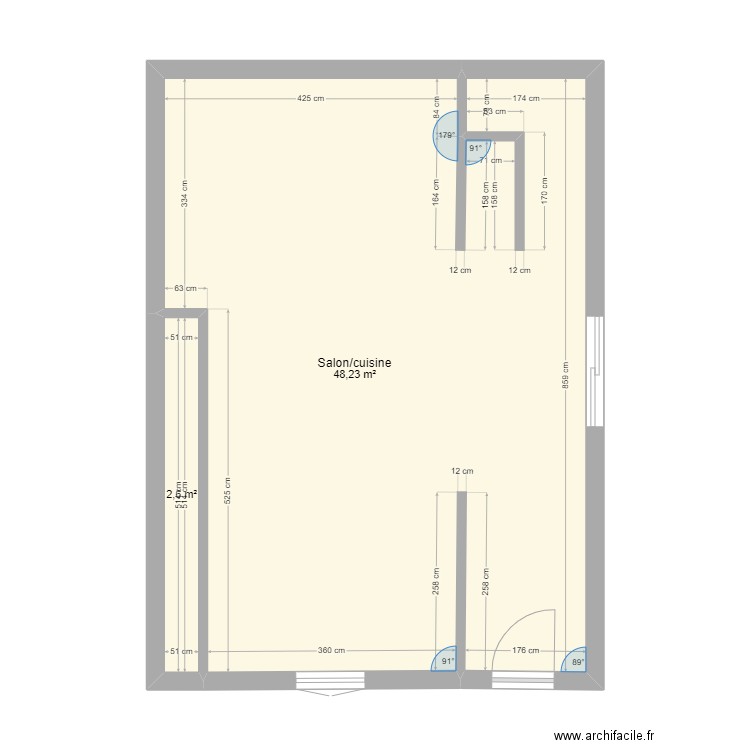 RDC. Plan de 2 pièces et 51 m2