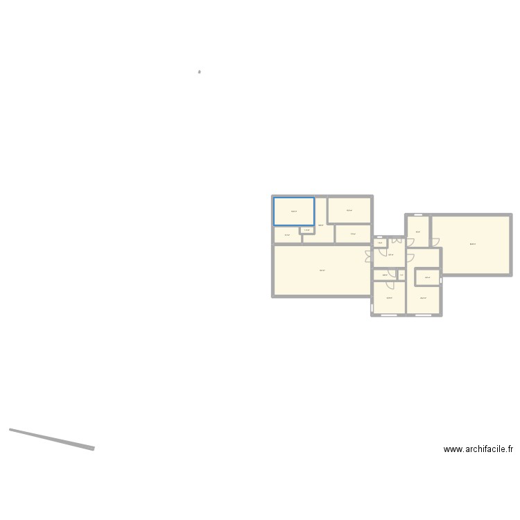 166,4 bis. Plan de 16 pièces et 216 m2