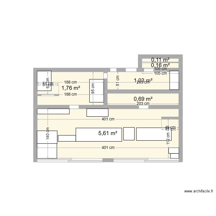 pe 6. Plan de 6 pièces et 9 m2