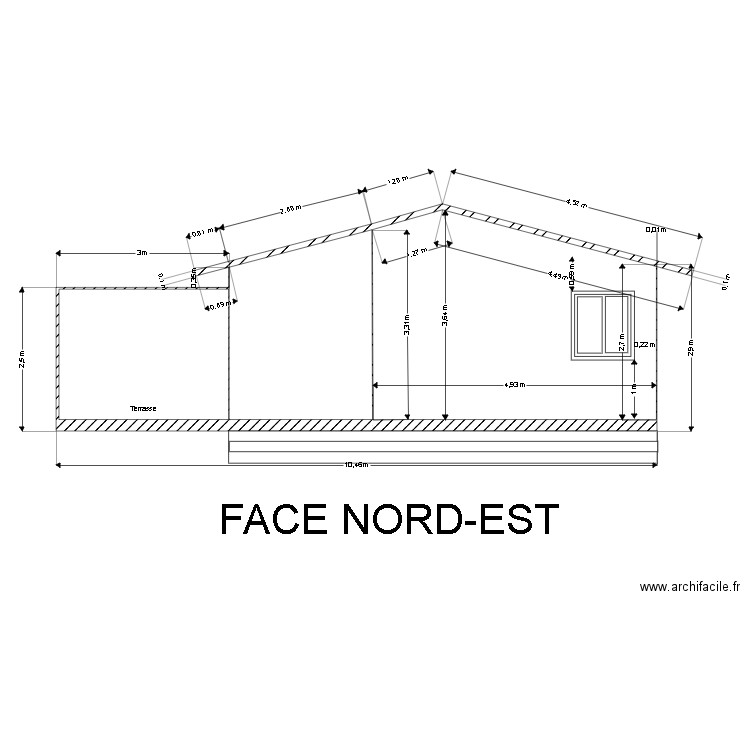 Façade Nord-est  maison. Plan de 2 pièces et 14 m2