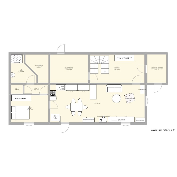 courth rdc aménagé . Plan de 9 pièces et 96 m2