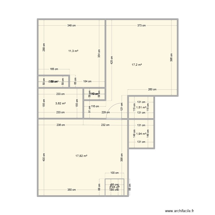 165. Plan de 9 pièces et 56 m2