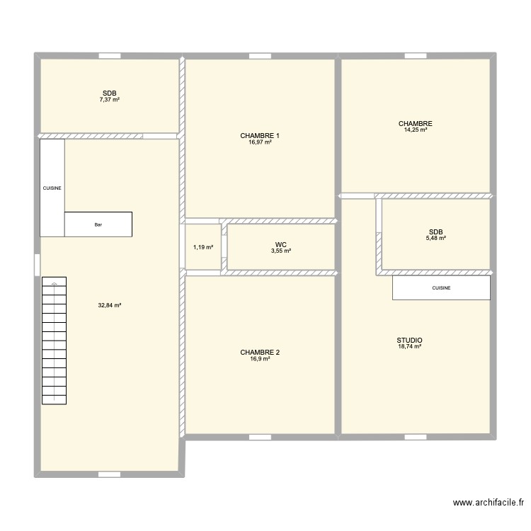 COMMANDERIE. Plan de 9 pièces et 117 m2