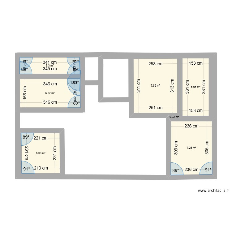 maison. Plan de 7 pièces et 34 m2