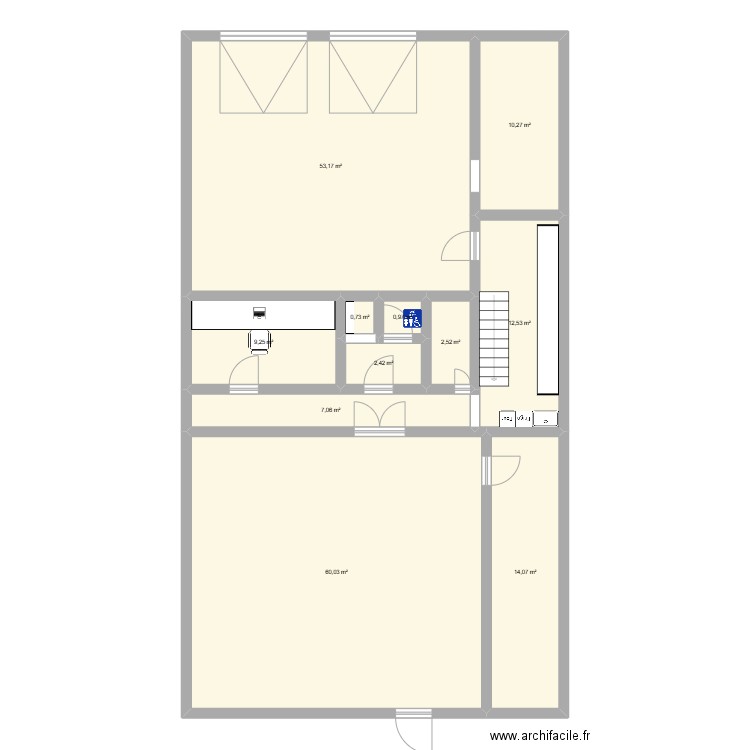 total . Plan de 11 pièces et 173 m2