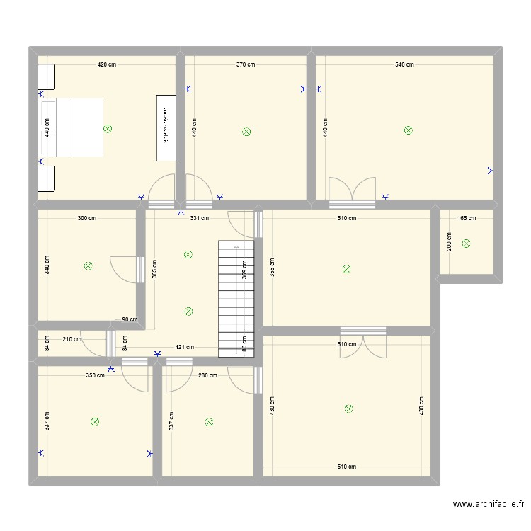 Hippolyte. Plan de 11 pièces et 151 m2