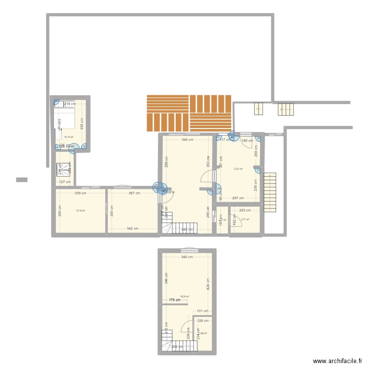 plan maison v3. Plan de 8 pièces et 94 m2