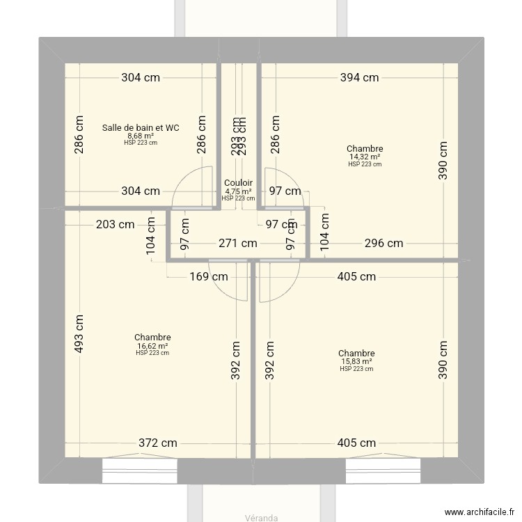 Plounevez. Plan de 13 pièces et 132 m2