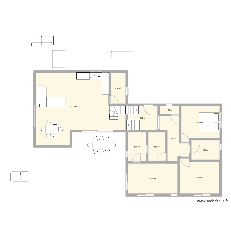 plan1. Plan de 11 pièces et 121 m2