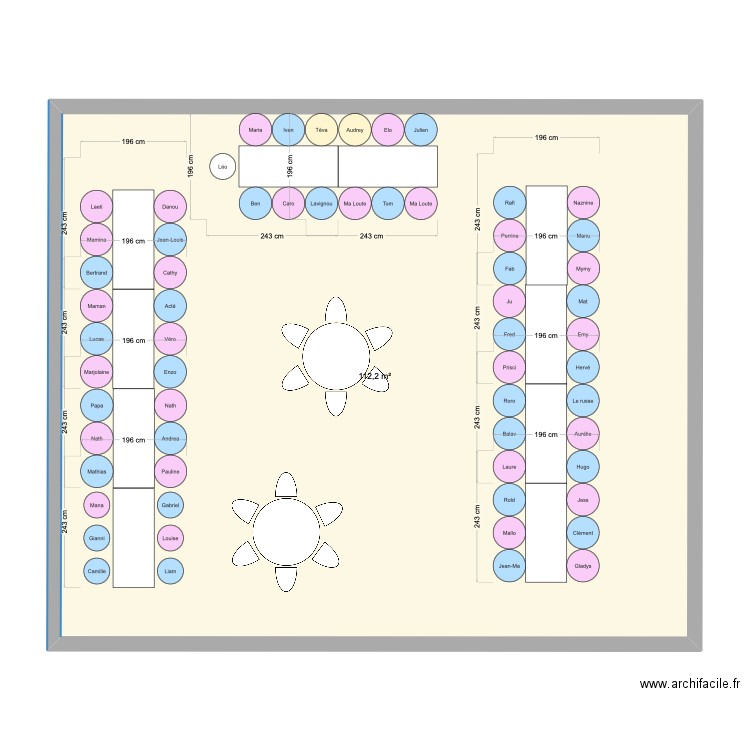 PLAN DE TABLE MARIAGE. Plan de 1 pièce et 112 m2