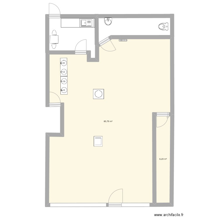 magasin. Plan de 2 pièces et 92 m2