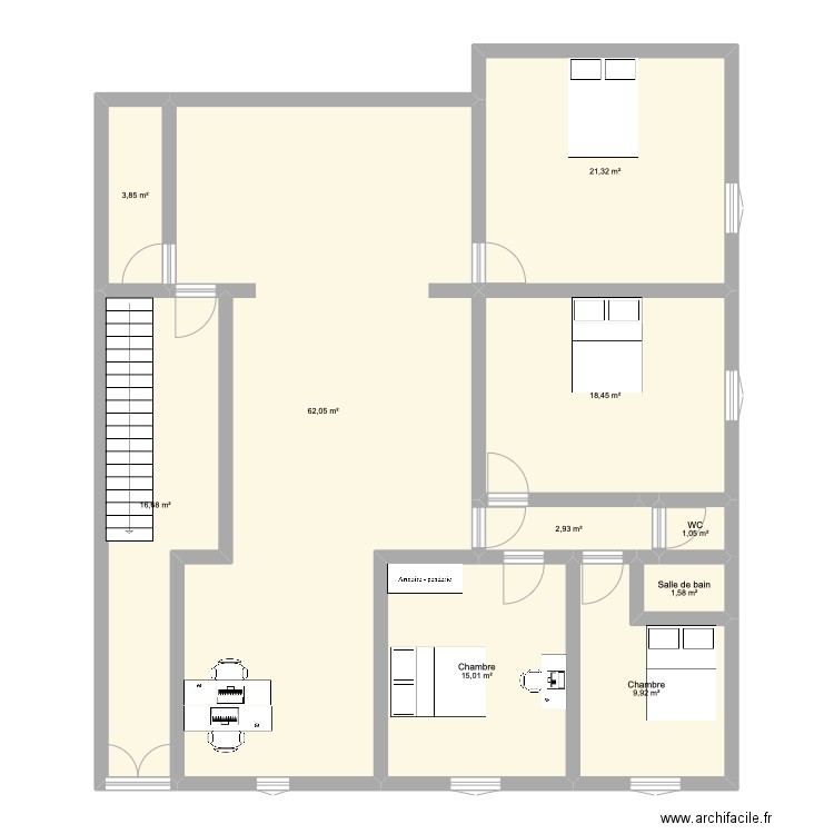 Labaune. Plan de 10 pièces et 153 m2