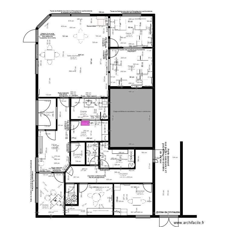 Les Ulis - Atlantique Urba 2. Plan de 16 pièces et 195 m2