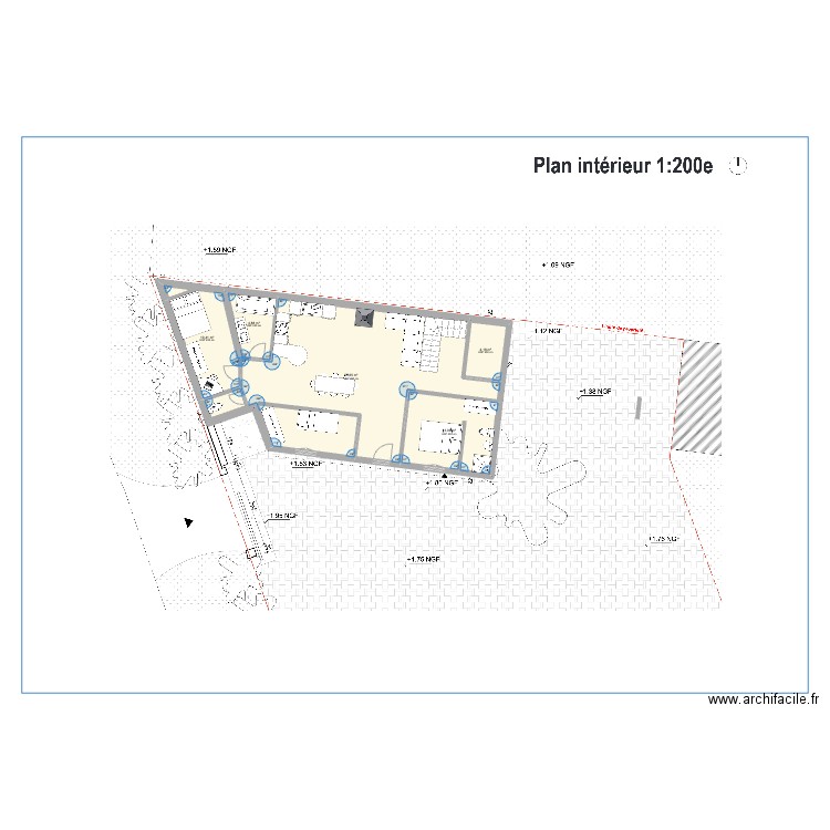 lattes. Plan de 5 pièces et 88 m2