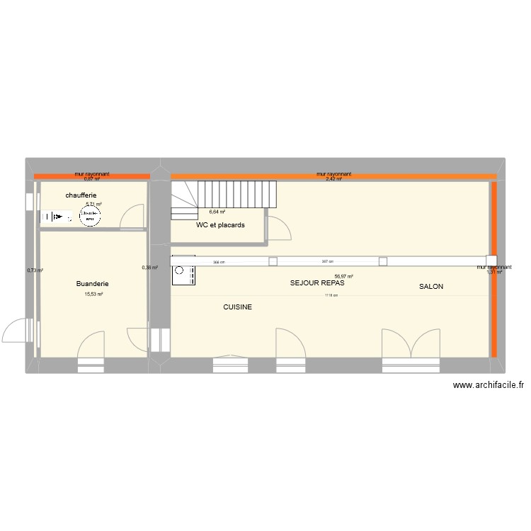 MAISON DE FAMILLE 2 appartements. Plan de 17 pièces et 189 m2