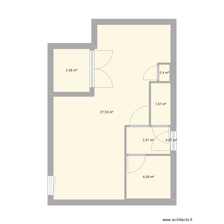 Appartement sarah. Plan de 7 pièces et 40 m2