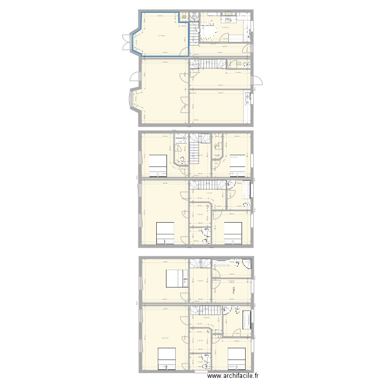 Number 3 and 4 with kitchen extended . Plan de 0 pièce et 0 m2