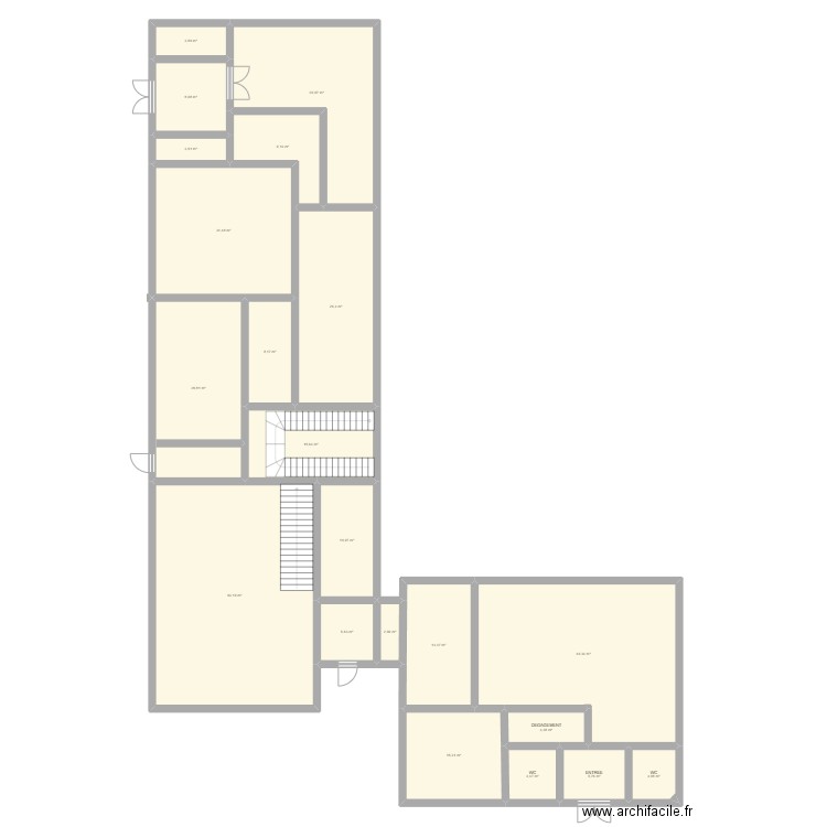 sci sante staff. Plan de 21 pièces et 342 m2