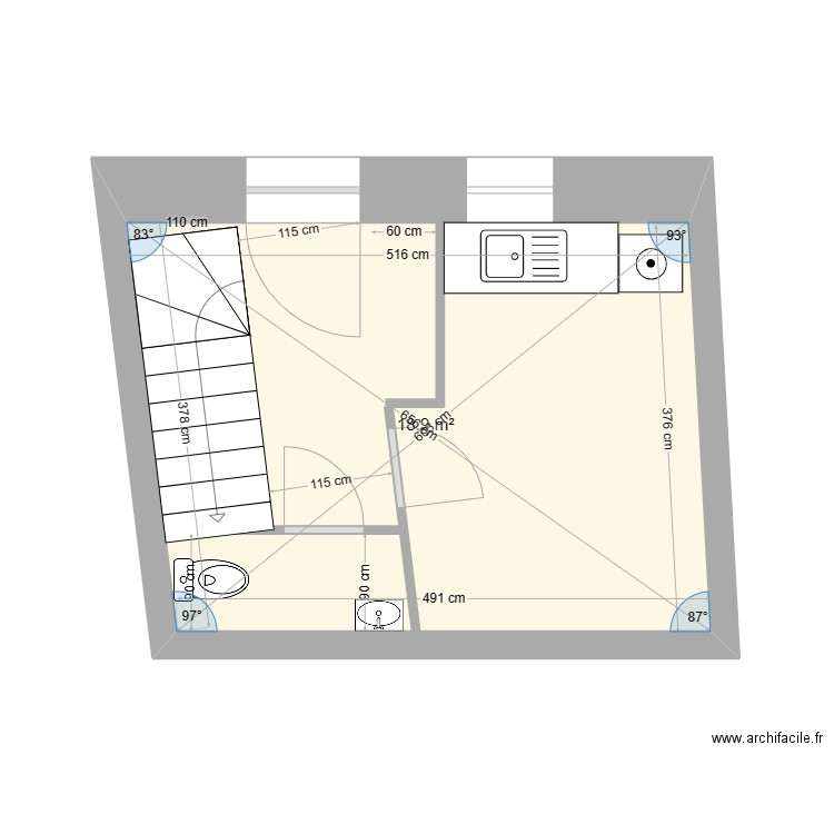 RDC. Plan de 1 pièce et 19 m2