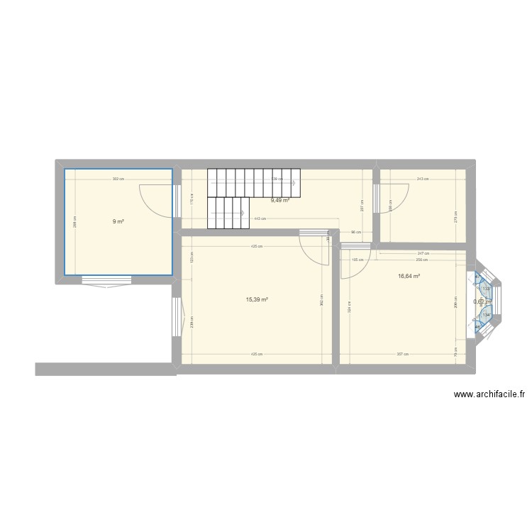 étage. Plan de 5 pièces et 51 m2