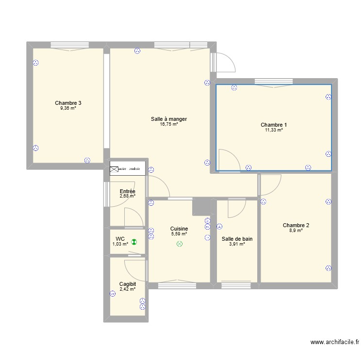 Chateau. Plan de 10 pièces et 62 m2