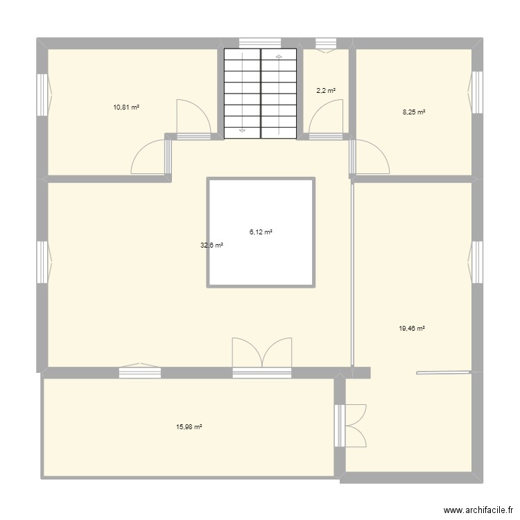 riad. Plan de 7 pièces et 102 m2