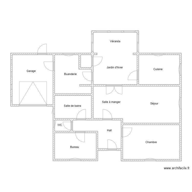 Carlier. Plan de 11 pièces et 114 m2