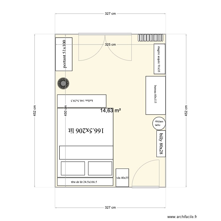 chambre balcon. Plan de 1 pièce et 15 m2