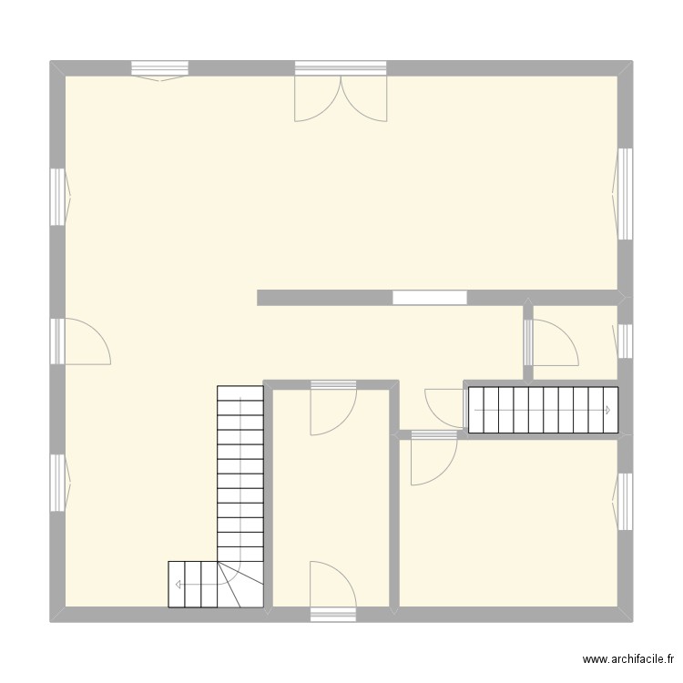 RDC. Plan de 4 pièces et 85 m2