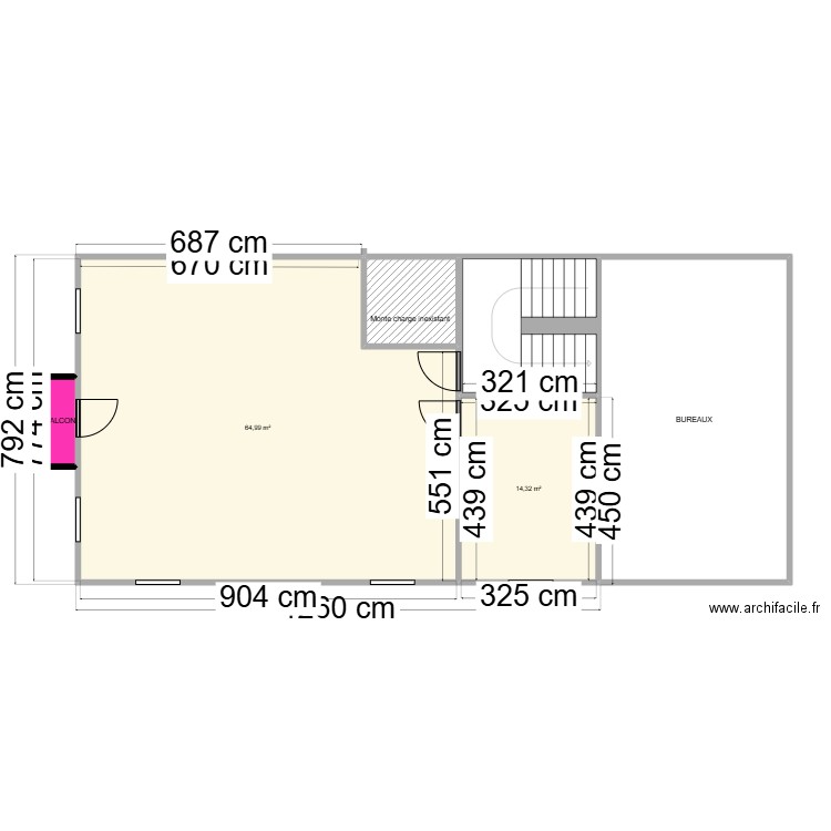 1ER AVANT TRAVAUX. Plan de 6 pièces et 131 m2