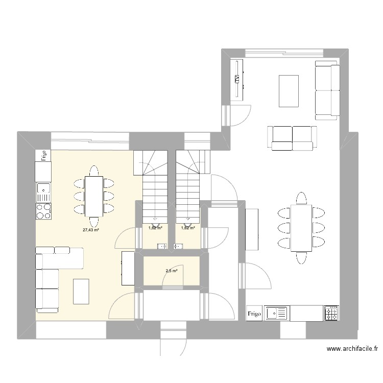 Grange. Plan de 4 pièces et 33 m2