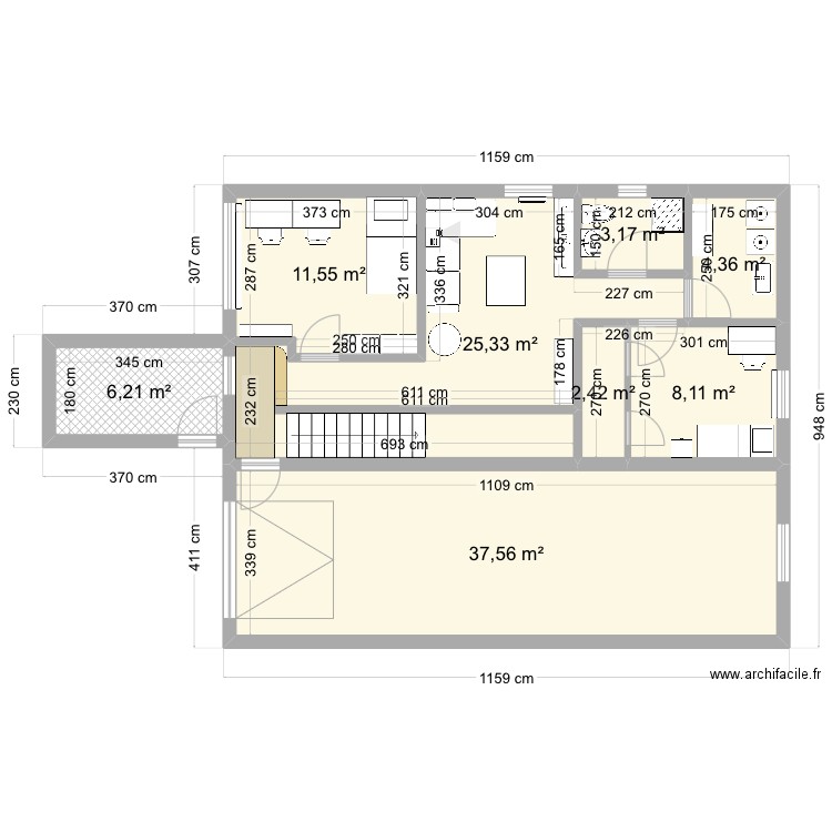 Maison2. Plan de 8 pièces et 99 m2